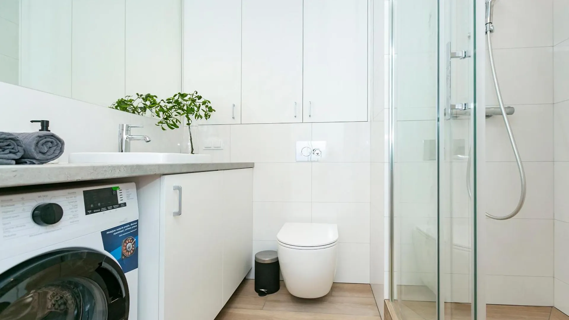 Pereca Blue - Better Rental Varsóvia Apartamento